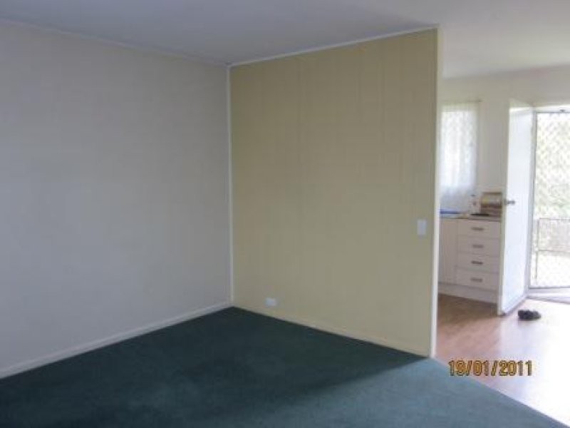 27 Bellatrix Drive, Kingston QLD 4114
