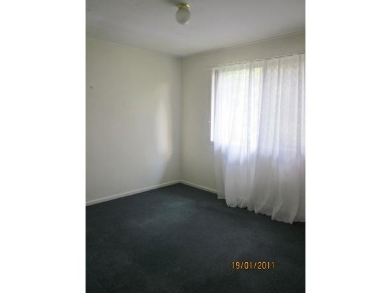 27 Bellatrix Drive, Kingston QLD 4114