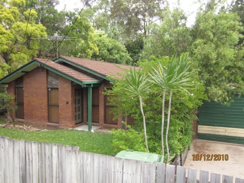8 Juanita Grove, Springwood QLD 4127
