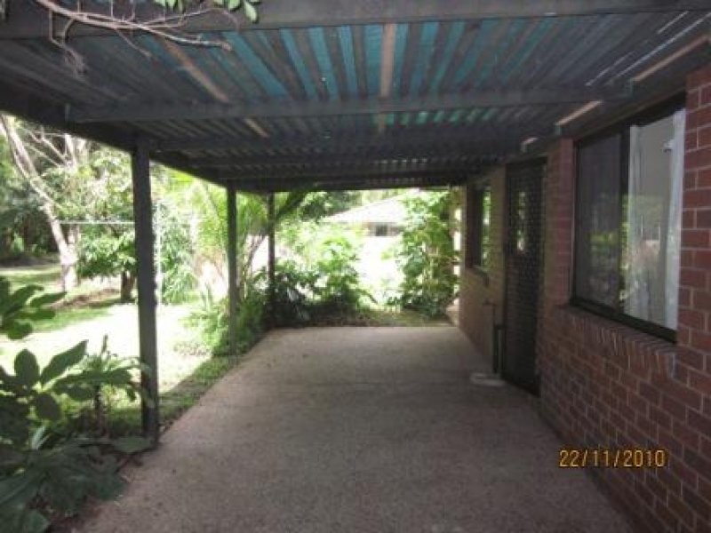 8 Juanita Grove, Springwood QLD 4127