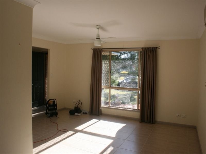 26 Hanlon Street, Tanah Merah QLD 4128