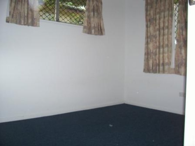 24 Whitey Street, Woodridge QLD 4114