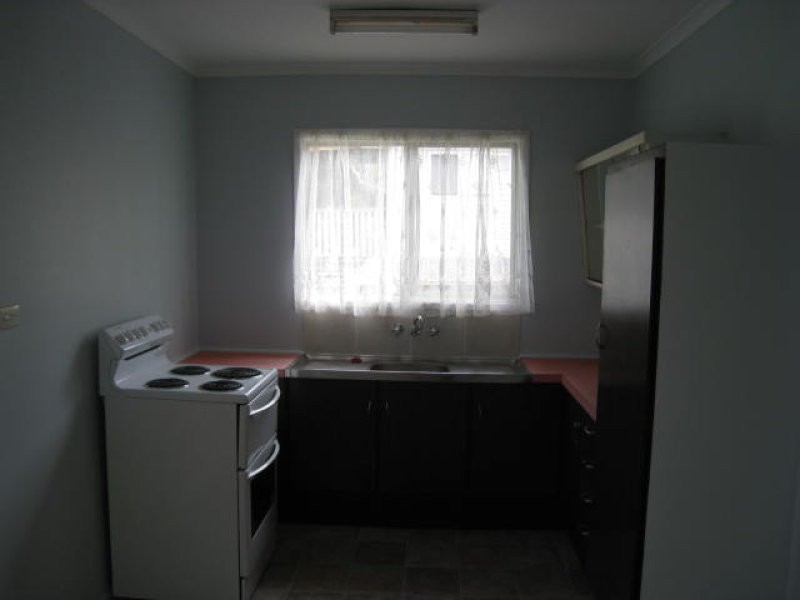 20 Ashton Street, Kingston QLD 4114