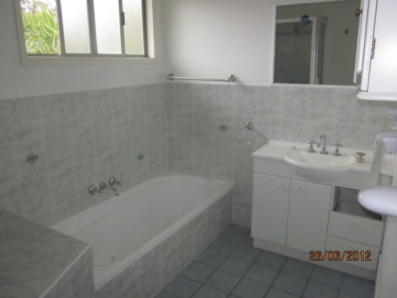 19 Mikaga Court, Woodridge QLD 4114