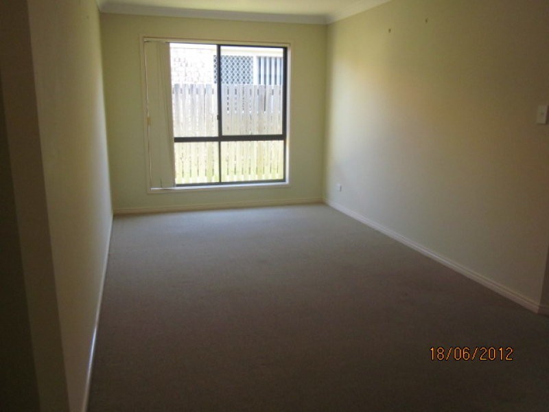 20 Stockwellia Street, Meadowbrook QLD 4131