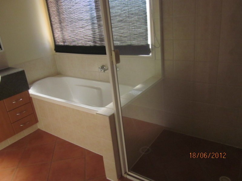 20 Stockwellia Street, Meadowbrook QLD 4131