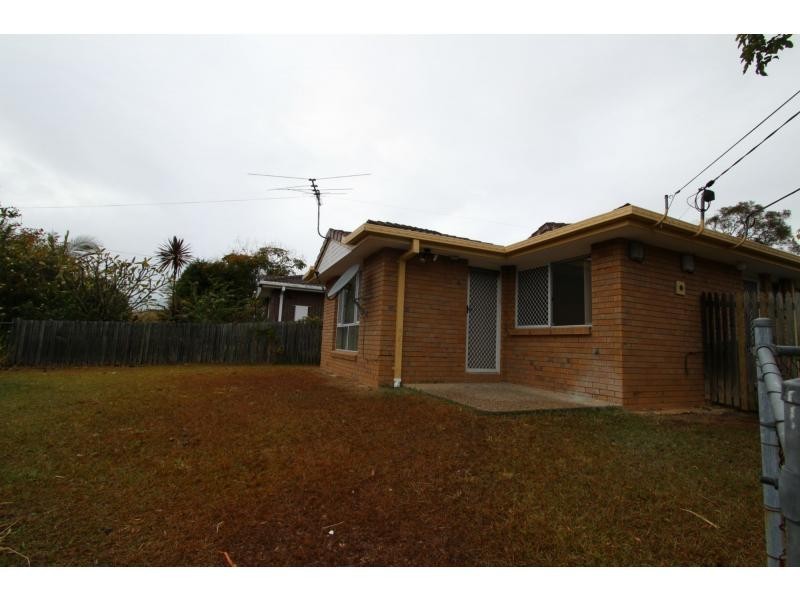 10 Fairdale Street, Woodridge QLD 4114