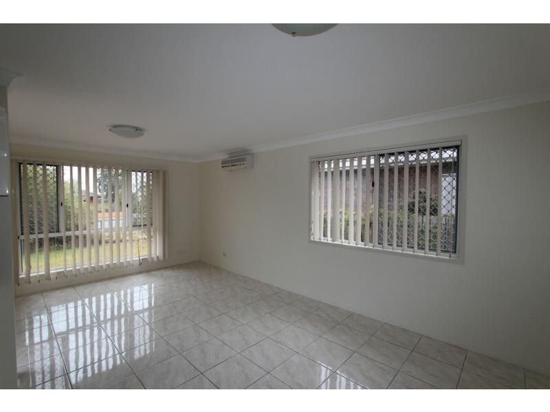 10 Fairdale Street, Woodridge QLD 4114