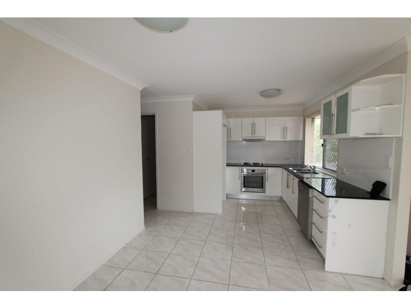10 Fairdale Street, Woodridge QLD 4114