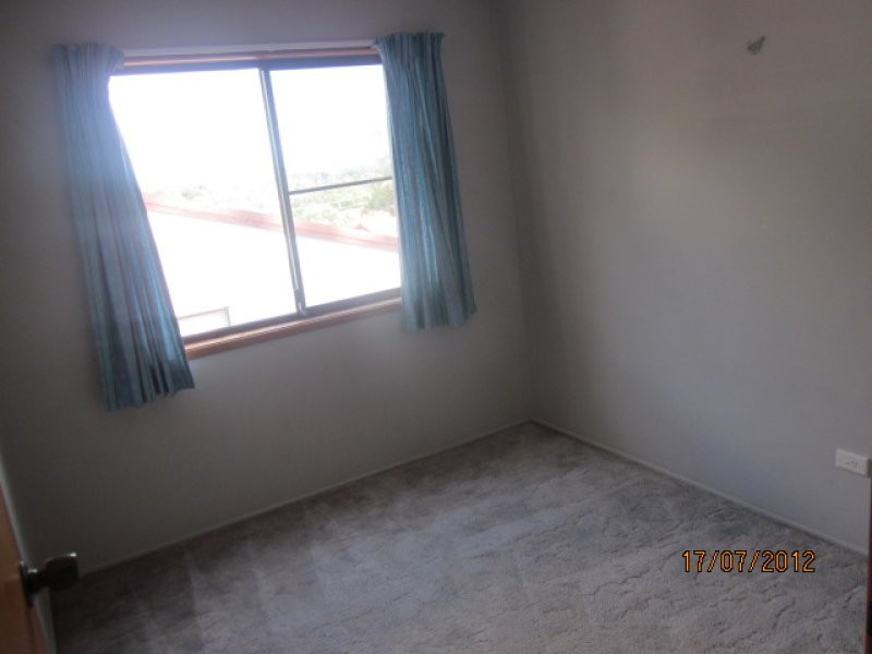 8/155 John Paul Drive, Springwood QLD 4127