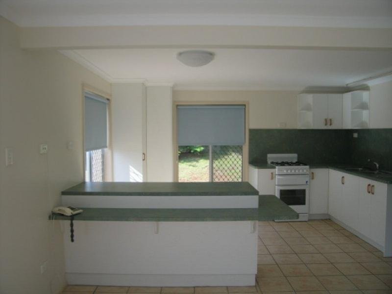 13 Kinloch Street, Daisy Hill QLD 4127
