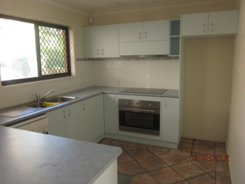 8 Felice Street, Daisy Hill QLD 4127