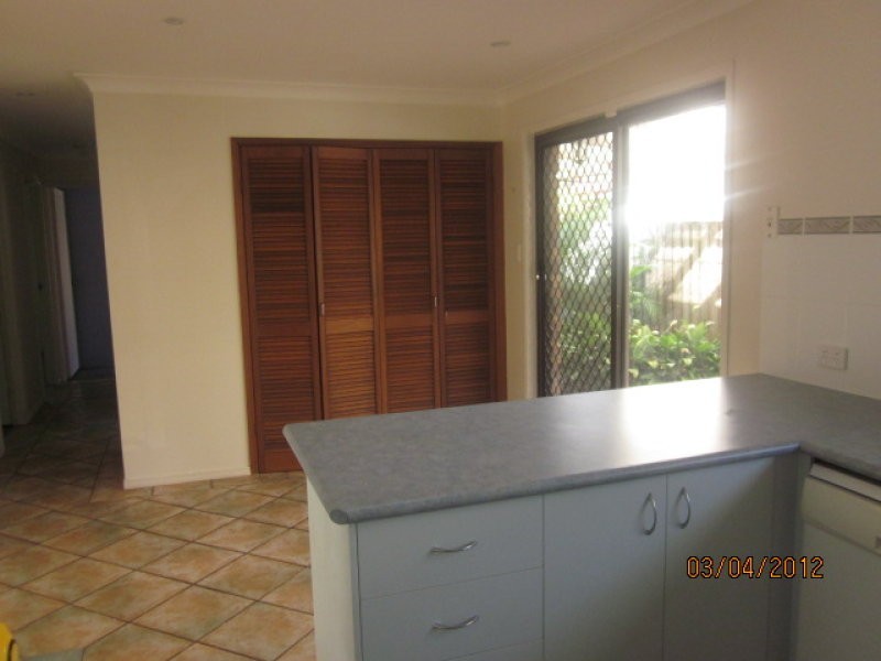 8 Felice Street, Daisy Hill QLD 4127