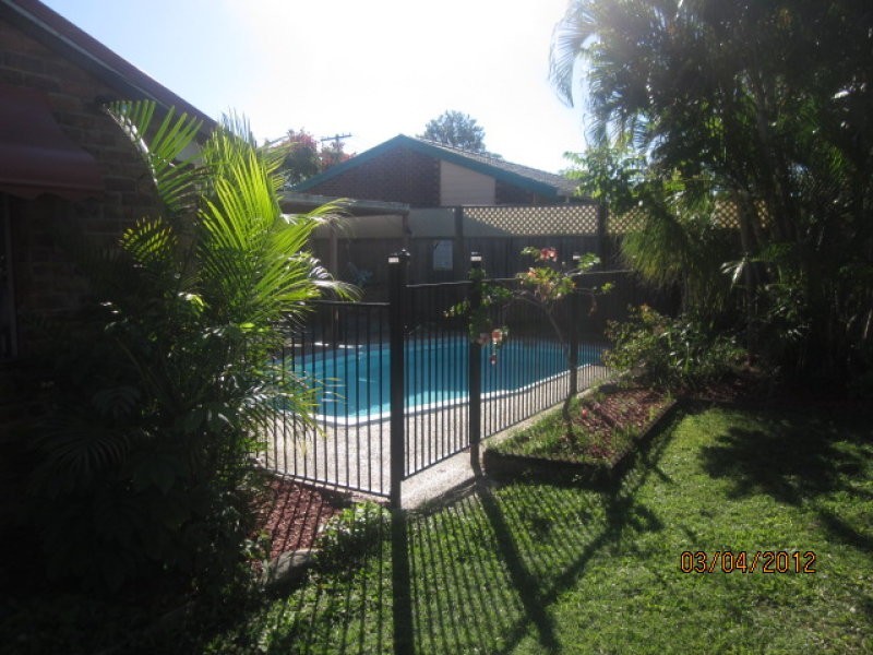 8 Felice Street, Daisy Hill QLD 4127