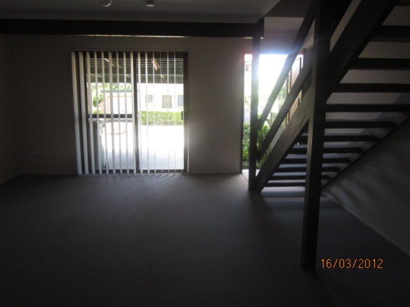 4/63 Southgate Drive, Woodridge QLD 4114