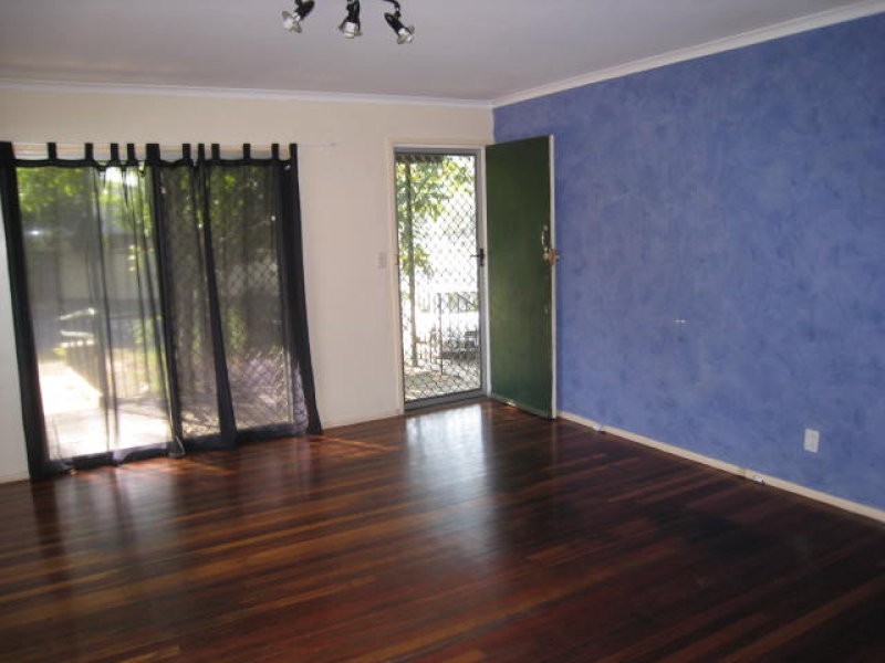 2 Kingston Court, Kingston QLD 4114