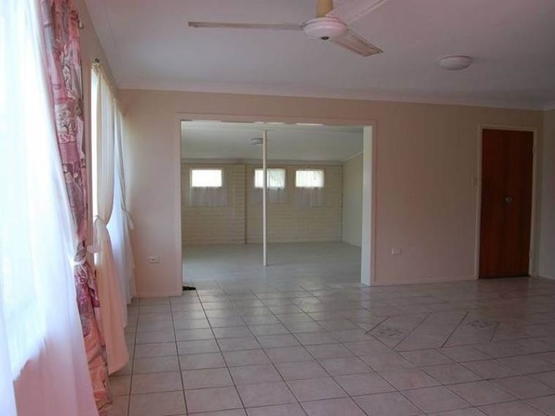 30 Edith Street, Kingston QLD 4114