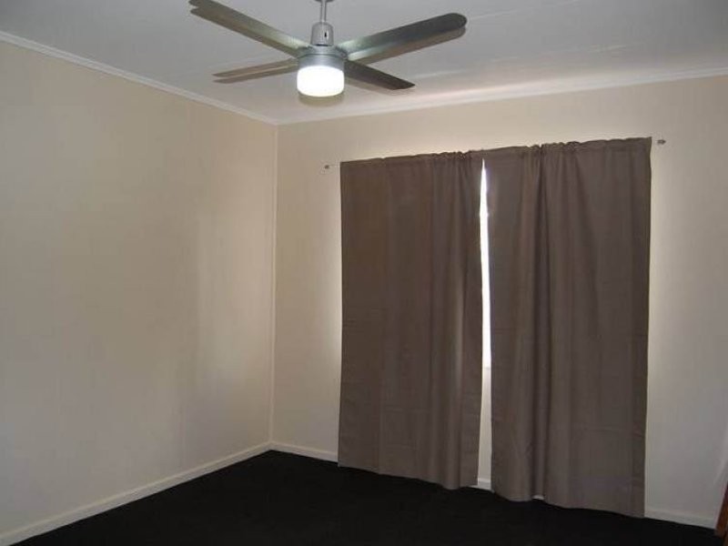 30 Edith Street, Kingston QLD 4114