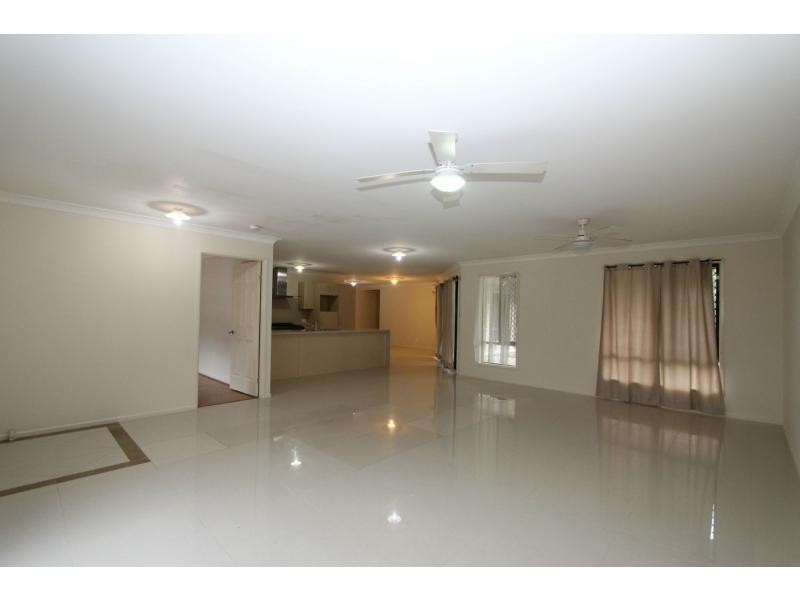 3 Linda Street, Logan Central QLD 4114