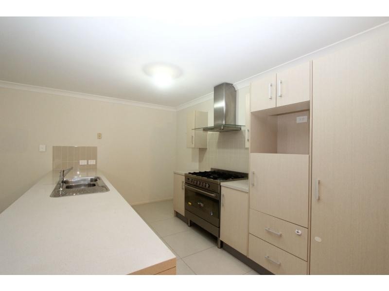 3 Linda Street, Logan Central QLD 4114