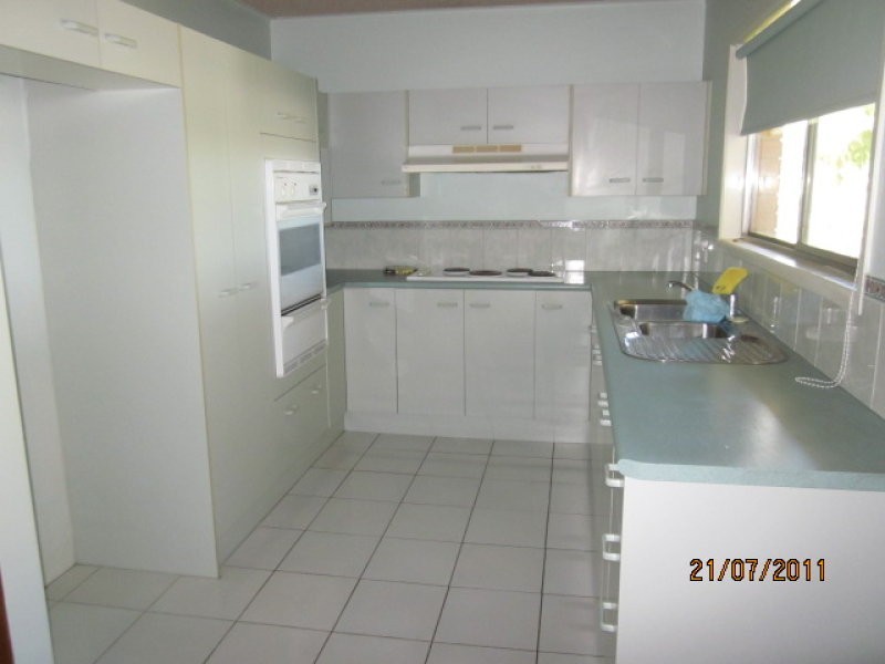 12 Bradley Street, Springwood QLD 4127