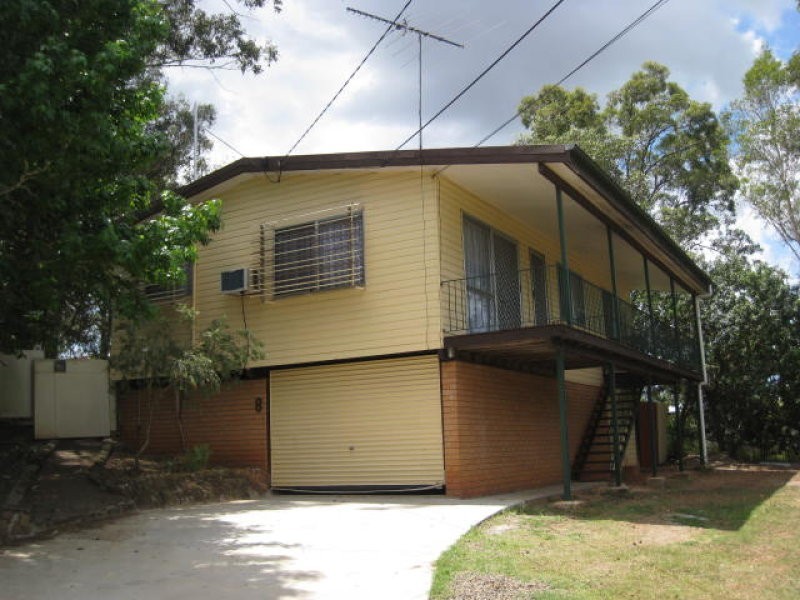 8 Perth Street, Kingston QLD 4114
