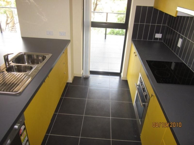 8/25 Blackwood Road, Logan Central QLD 4114