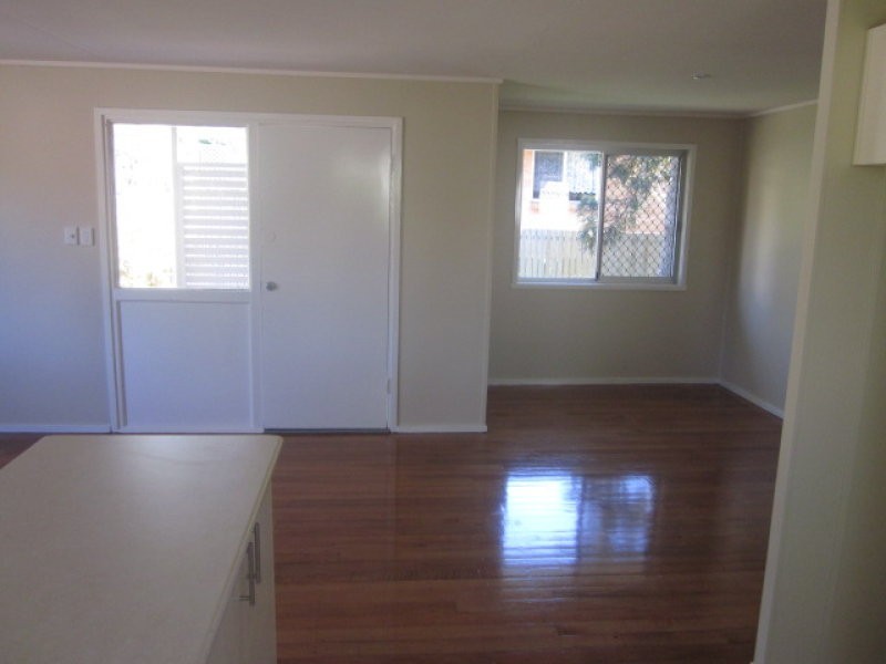 12 Beatty Street, Loganlea QLD 4131