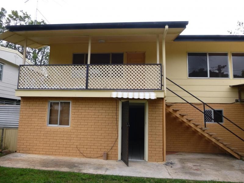 12 Gwinear Street, Kingston QLD 4114