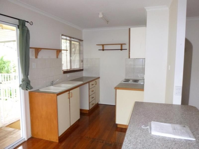 12 Gwinear Street, Kingston QLD 4114