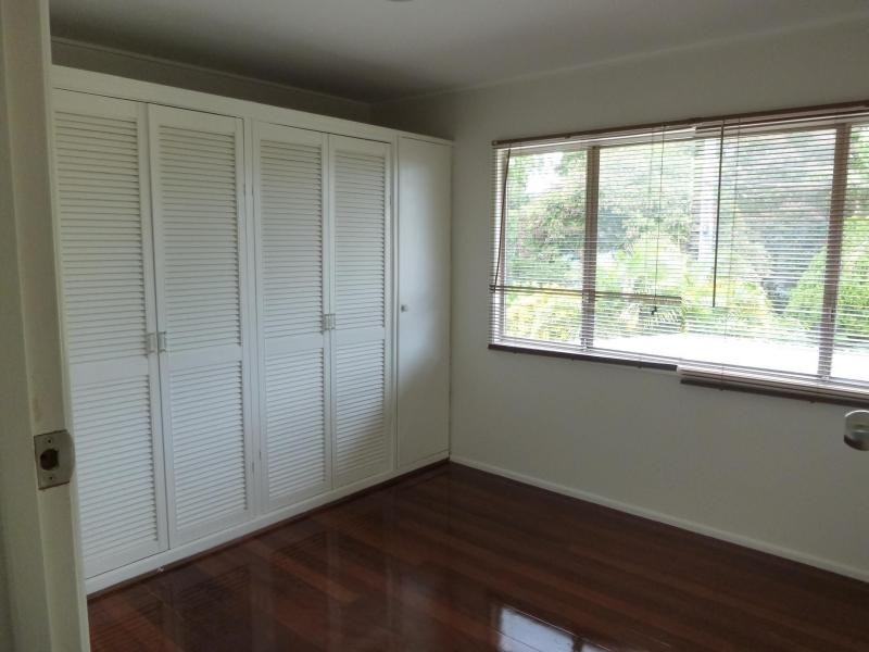 12 Gwinear Street, Kingston QLD 4114