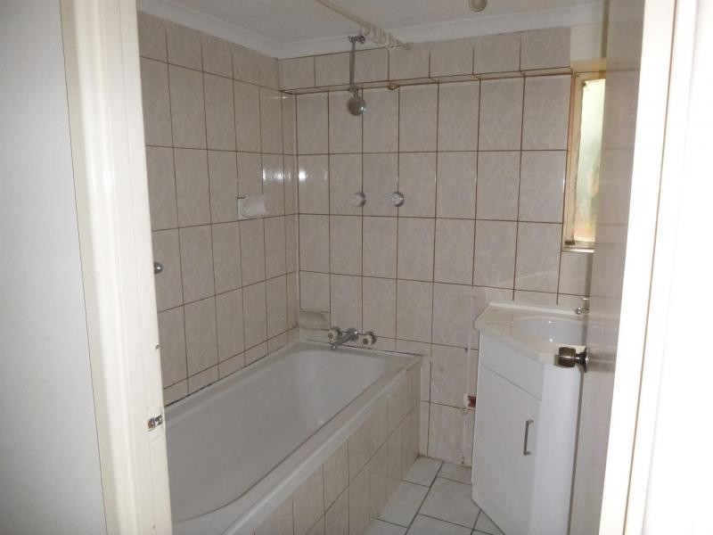 12 Gwinear Street, Kingston QLD 4114