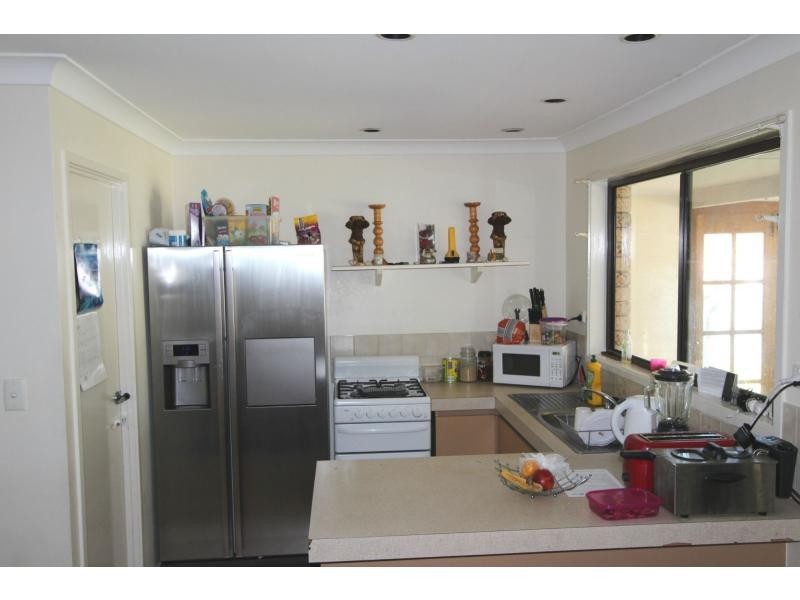 26 Regency Drive, Regents Park QLD 4118