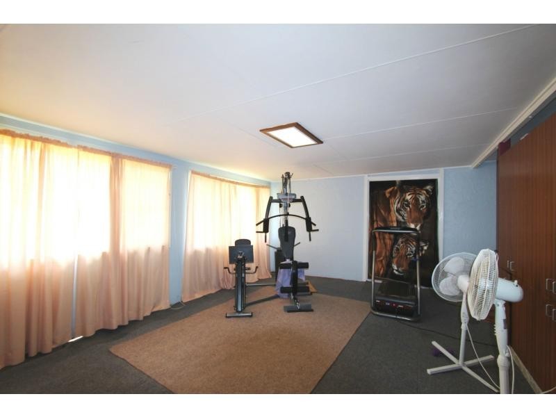 26 Regency Drive, Regents Park QLD 4118