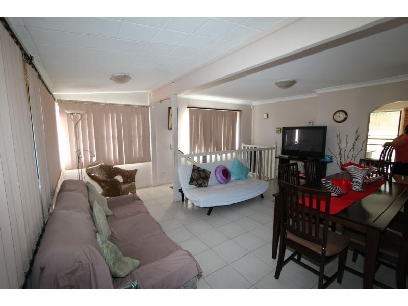 77 Wagensveldt Street, Slacks Creek QLD 4127