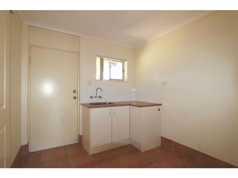 7 Lake Road, Slacks Creek QLD 4127