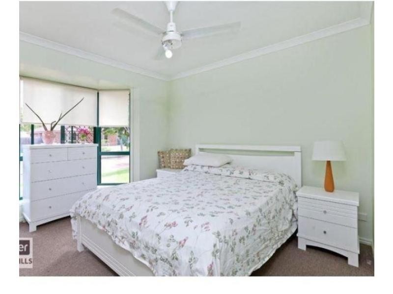 22 Cherrytree Place, Waterford West QLD 4133