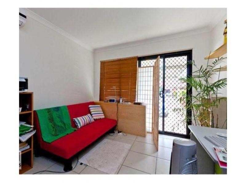 22 Cherrytree Place, Waterford West QLD 4133