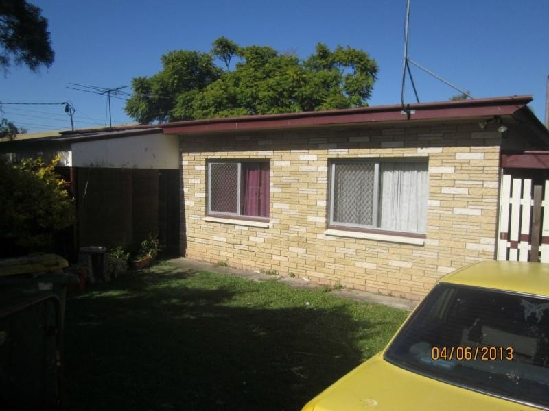 25 Bruce Street, Woodridge QLD 4114