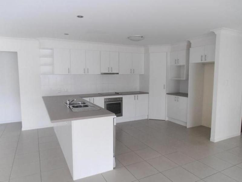 43 Paradise Road, Slacks Creek QLD 4127
