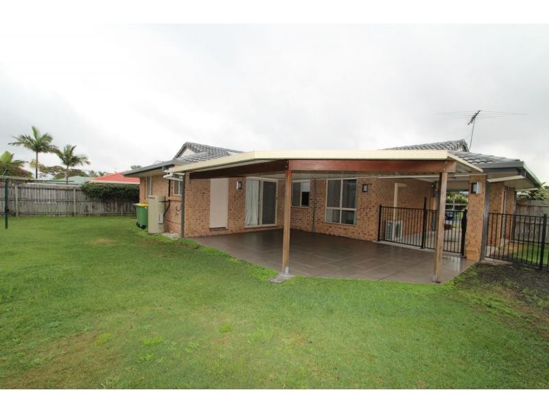 26 Hanlon Street, Tanah Merah QLD 4128