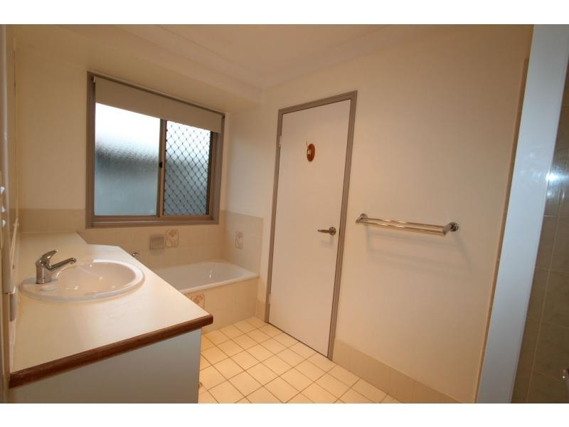 26 Hanlon Street, Tanah Merah QLD 4128