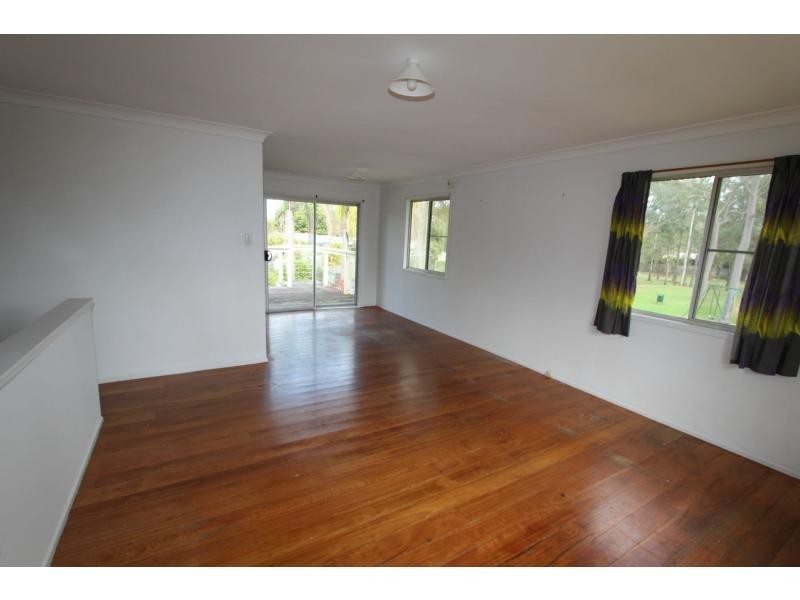 6 Rhodes Street, Loganlea QLD 4131