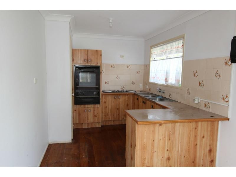 6 Rhodes Street, Loganlea QLD 4131