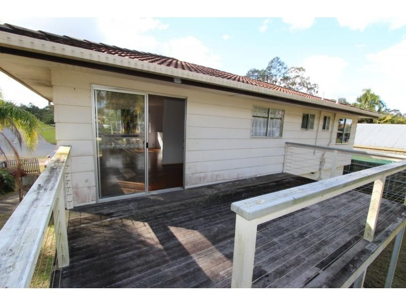 6 Rhodes Street, Loganlea QLD 4131