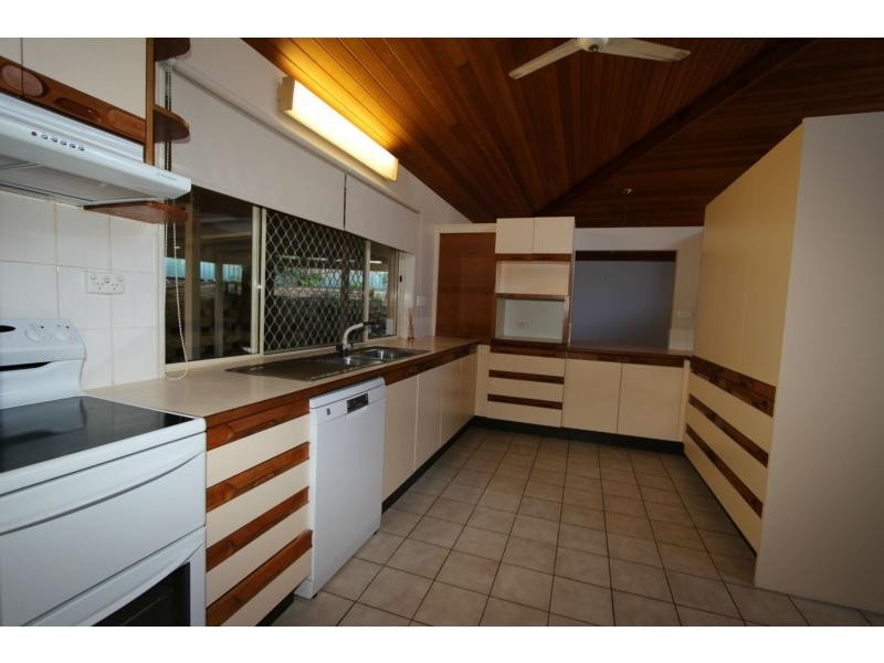 58 Jilbard Drive, Springwood QLD 4127