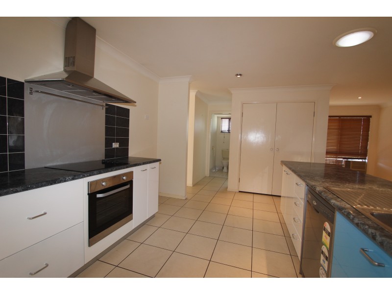 14 Sandra Ann Drive, Edens Landing QLD 4207