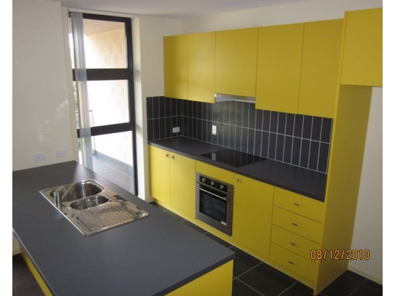 8/25 Blackwood Road, Logan Central QLD 4114