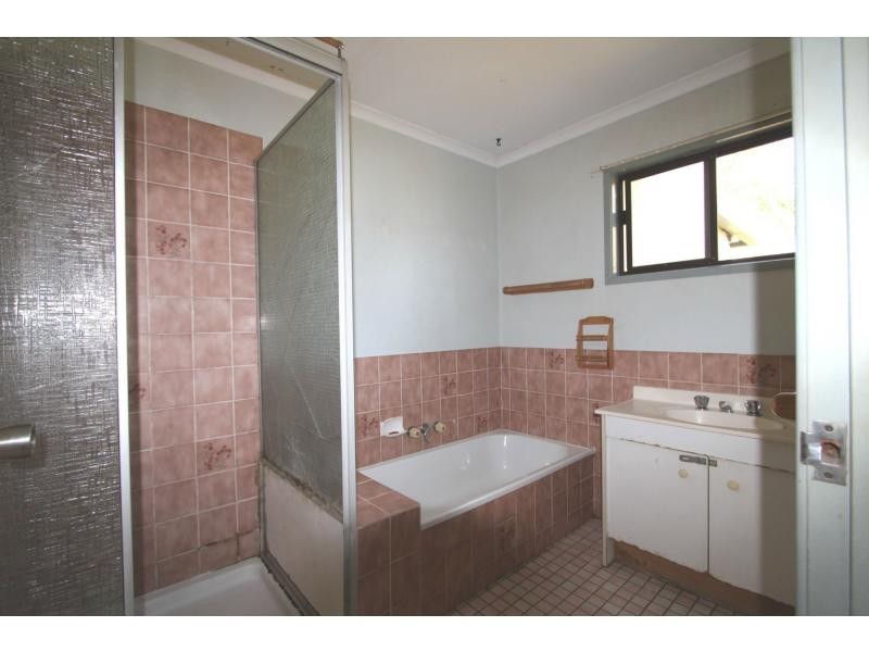 6 Breynia Street, Kingston QLD 4114