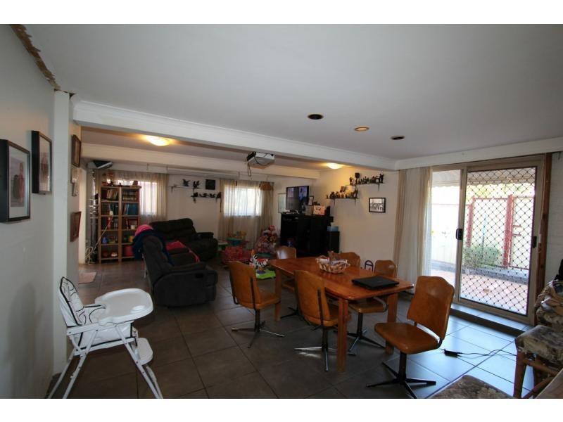 1 Dale Street, Kingston QLD 4114